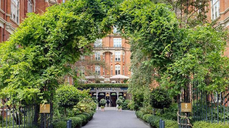 St Ermin’s Hotel, Westminster