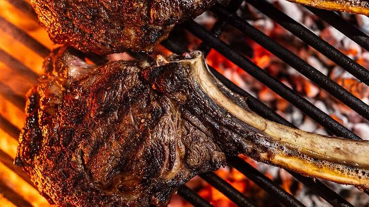 9. Corte Comedor