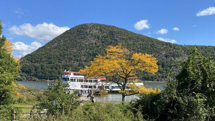 The Circle Line boat docked at Bear Mountain State Park The Circle Line boat docked at Bear Mountain State Park