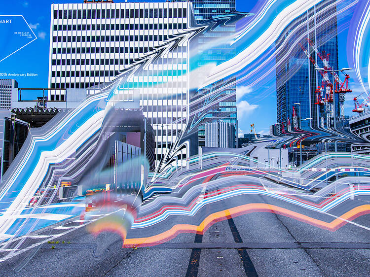 Traverse the transforming city Traverse the transforming city