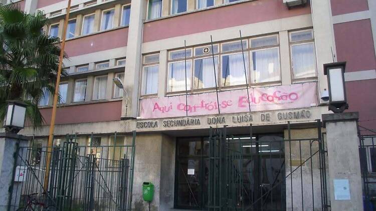 Escola Secundária Dona Luísa de Gusmão