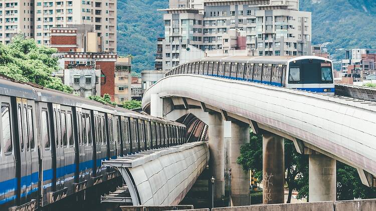 Metro Red line (from Tamsui to Xinyi) in Taipei, Taiwan Metro Red line (from Tamsui to Xinyi) in Taipei, Taiwan