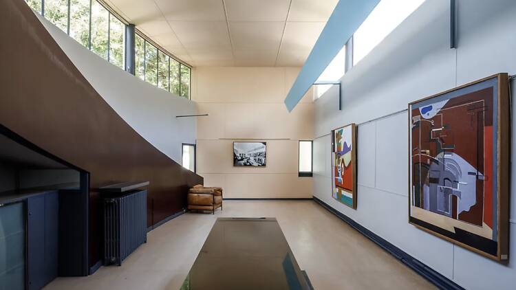 Maison La Roche. Maison La Roche.