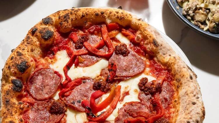 Shop 225 Shop 225 pizza