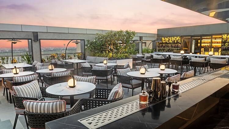 EL Passport Series | Dining Experience