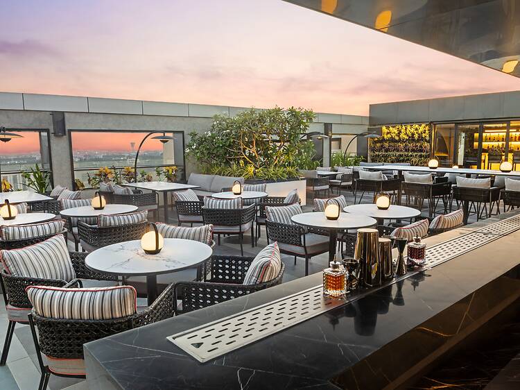 EL Passport Series | Dining Experience