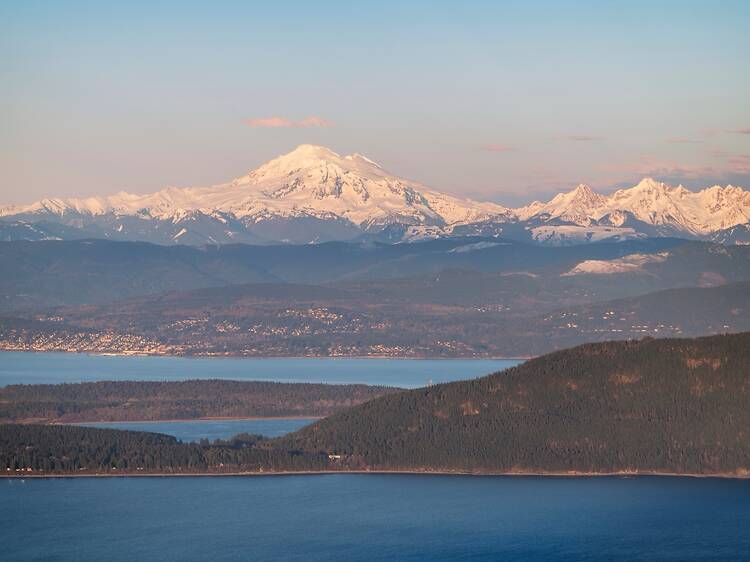Take a day trip to the Cascade Mountains Take a day trip to the Cascade Mountains