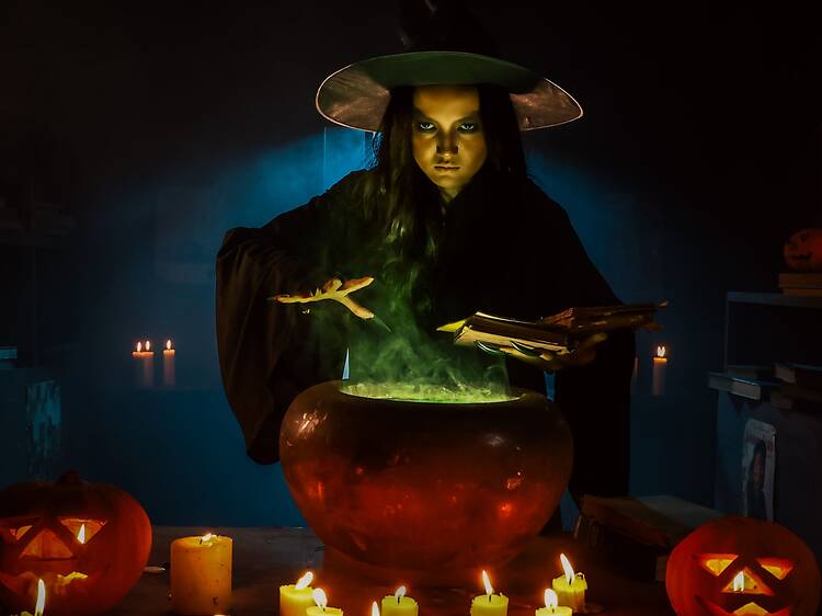 Habrá noche de brujas con concurso de disfraces, regalos y fiesta