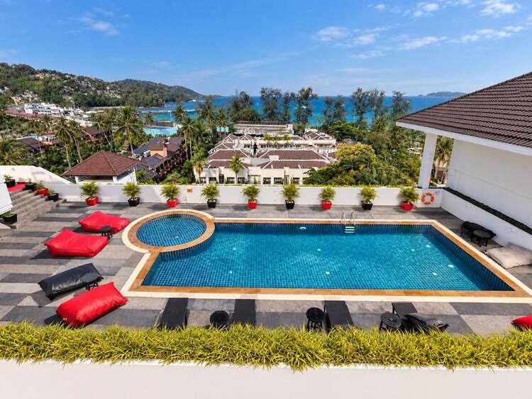 Take the party poolside at Radisson RED Take the party poolside at Radisson RED