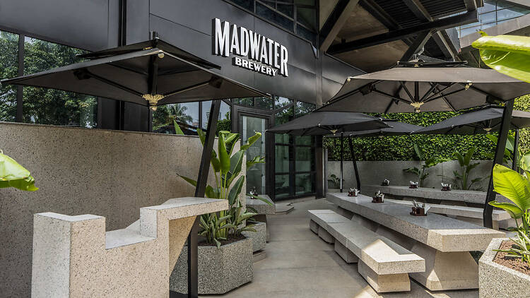 Madwater Brewery in Dadar West