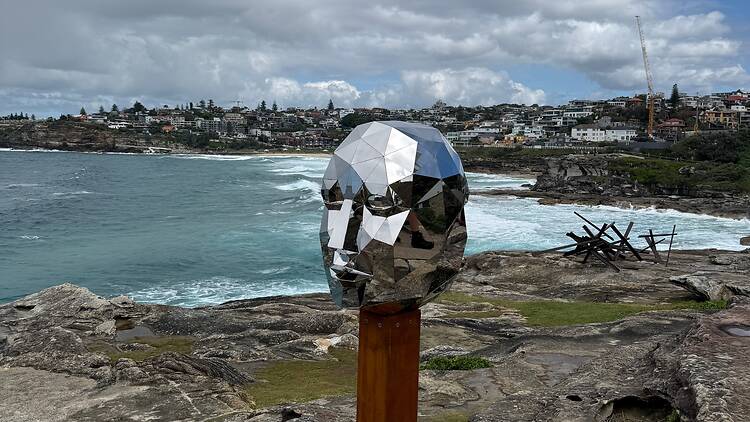 Sculpture by the Sea A piece by Paul Ewart
