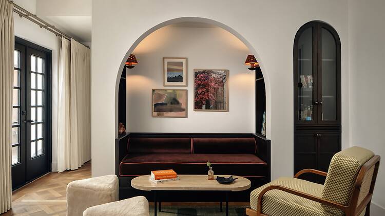  Hotel Lucile, Silver Lake
