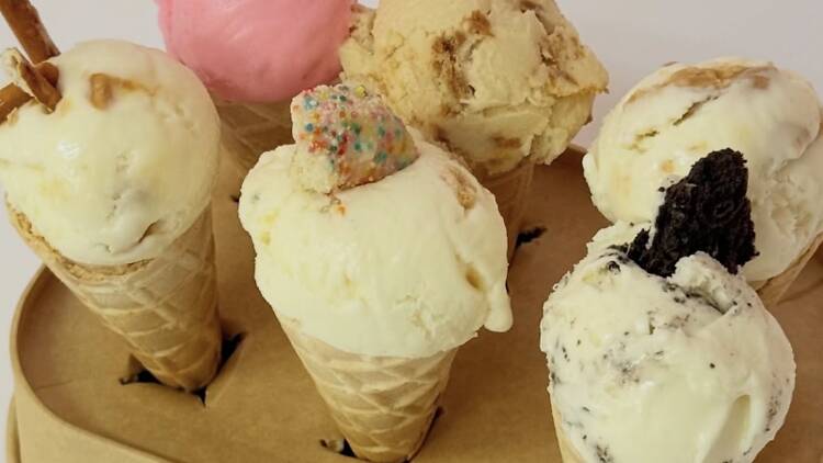 Amos Gelato, Magalieskruin