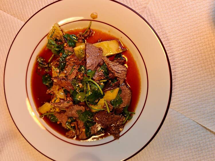 Dans le 15ᵉ, une cantine du Liaoning qui change des restaurants chinois