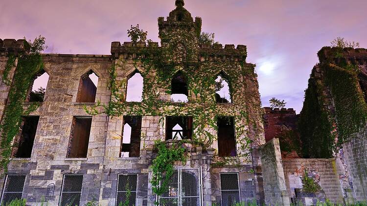 Ruins on Roosevelt Island Ruins on Roosevelt Island