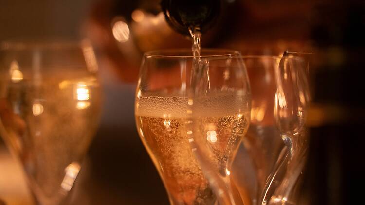 Pop the bubbly at Four Seasons’ Champagne Night Pop the bubbly at Four Seasons’ Champagne Night