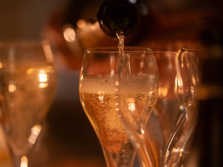 Pop the bubbly at Four Seasons’ Champagne Night Pop the bubbly at Four Seasons’ Champagne Night