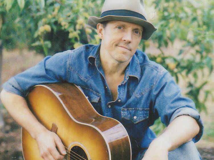 Sing along to I’m Yours as Jason Mraz returns