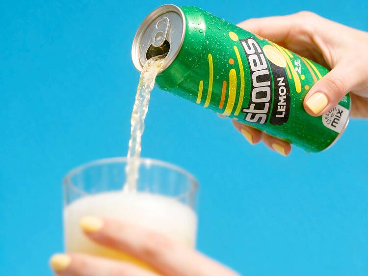 Cerveza con limón y maracuyá: la nueva apuesta de Stones
