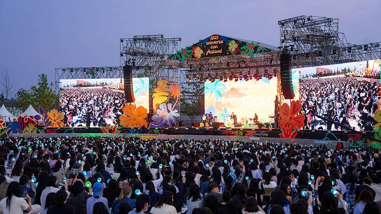 Weverse Con Festival, a concert native to South Korea, comes to Delhi in 2027 Weverse Con Festival, a concert native to South Korea, comes to Delhi in 2027