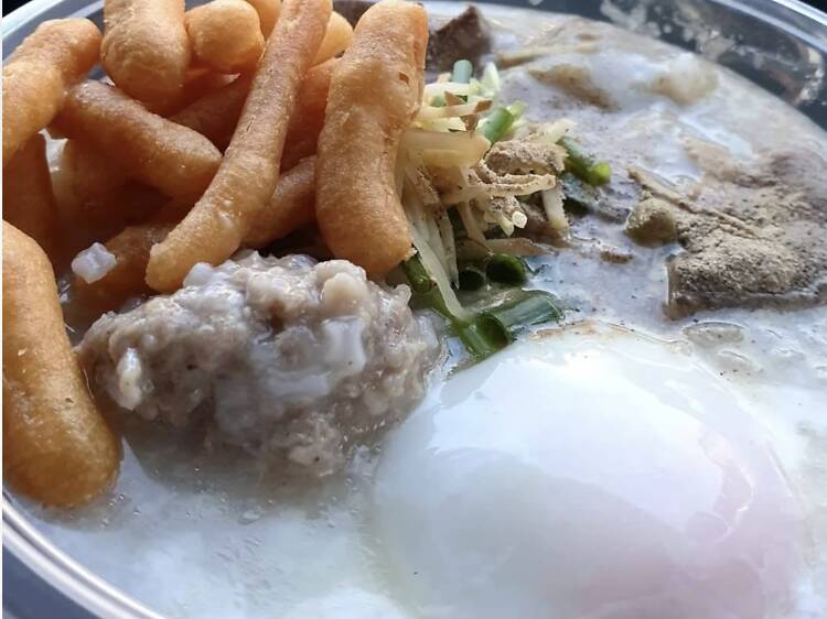 Start with pork congee at Jok Sam Yan