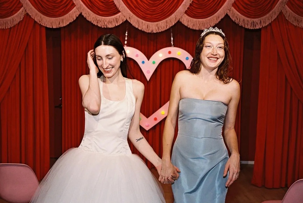 A Las Vegas-style wedding chapel has opened in downtown Manhattan, with a drag clown as your officiant