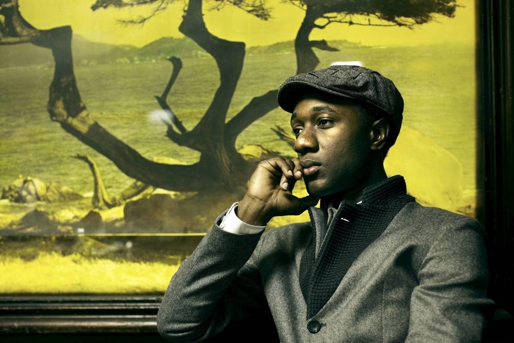 Aloe Blacc. Aloe Blacc i need a Dollar. Aloe Blacc с женой. Aloe Blacc - fortunate son.