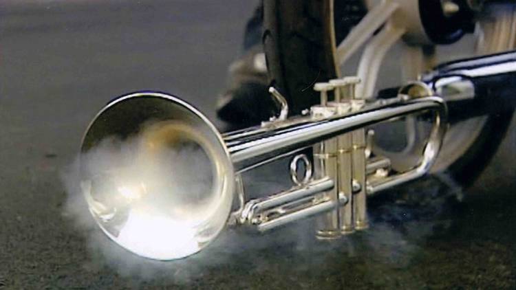 lower resAllora and Calzadilla, Returning a Sound, 2004 (big).jpg