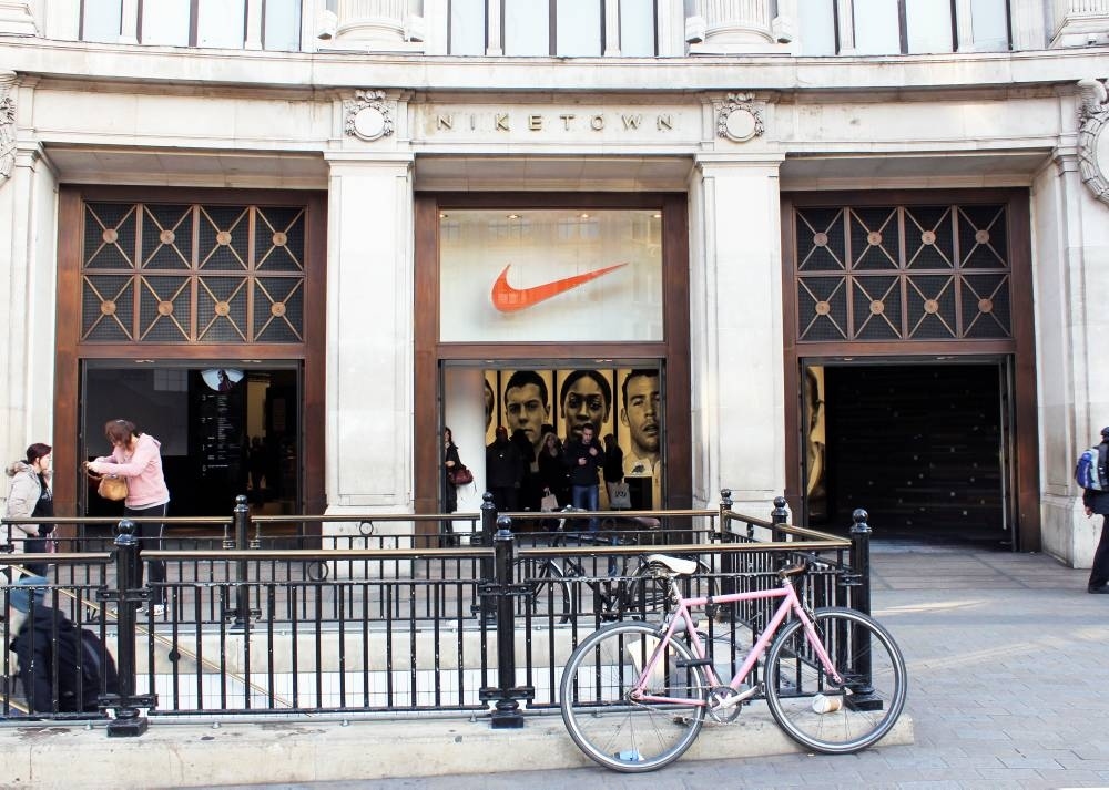 nike store piccadilly circus