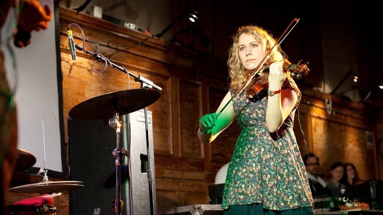 Hear some gorgeous English folk songs, £4-£5