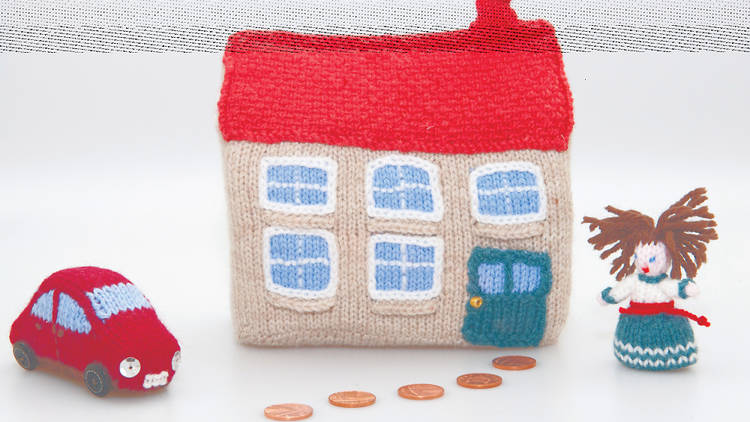 House:Woman:Car.jpg