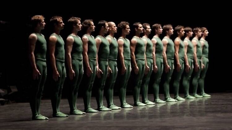 Koninklijk_Ballet_Vlaanderen_-_Royal_Ballet_Flanders_-_chor._Artifact_-_William_Forsythe_-_foto_Johan_Persson.jpg