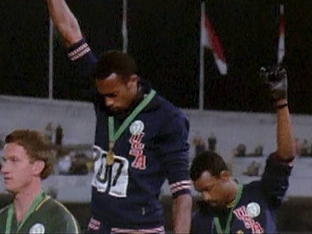 Salute_10.jpg Salute_10.jpg