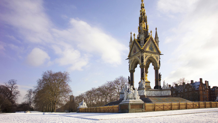 Ken_Gardens_Albert_Memorial_©Indusfoto.jpg