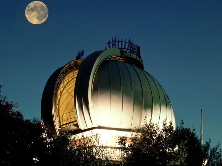 Have an out-of-this-world experience at the Planetarium