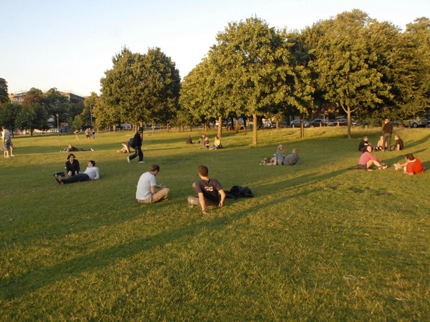 15 Best Picnic Spots in London For An Al Fresco Lunch