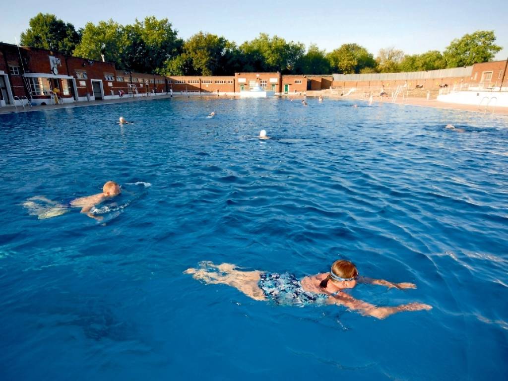 London's Best Swimming Pools 27 London Pools and Lidos For Super Swimmers