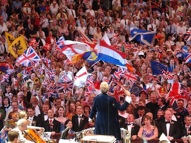 Classical_bbcproms_lastnightoftheproms_Paul Daniel_2009press_CREDIT_Mark Allan.JPG Classical_bbcproms_lastnightoftheproms_Paul Daniel_2009press_CREDIT_Mark Allan.JPG