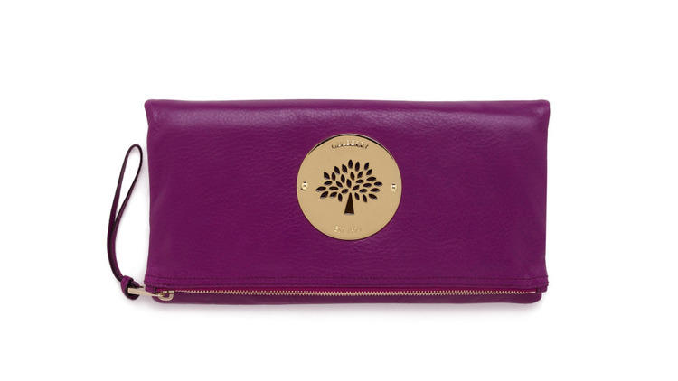 Shopping_Christmasgiftguide_Mulberry clutch bag_2009press.jpg Shopping_Christmasgiftguide_Mulberry clutch bag_2009press.jpg