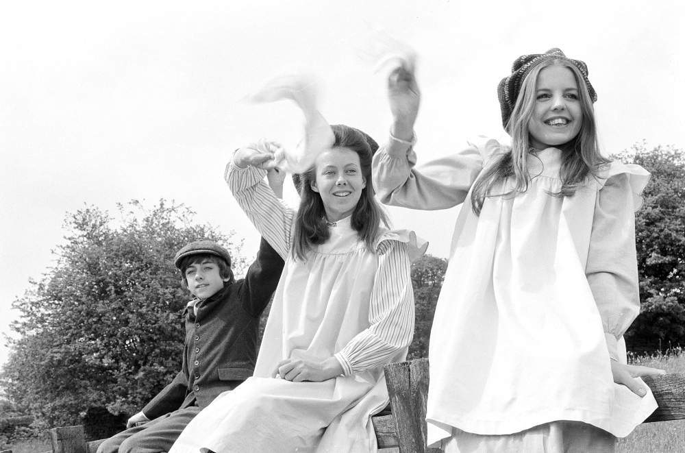 sally thomsett railway children