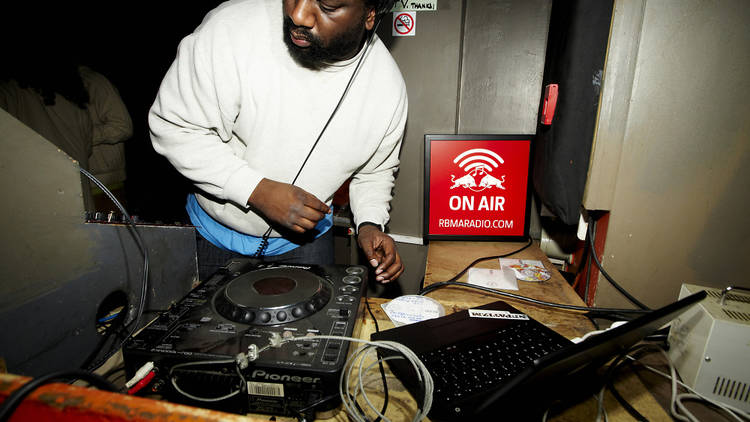 Clubs_tonynwachukwu_CDR_redbullmusicacademy_2010press.jpg