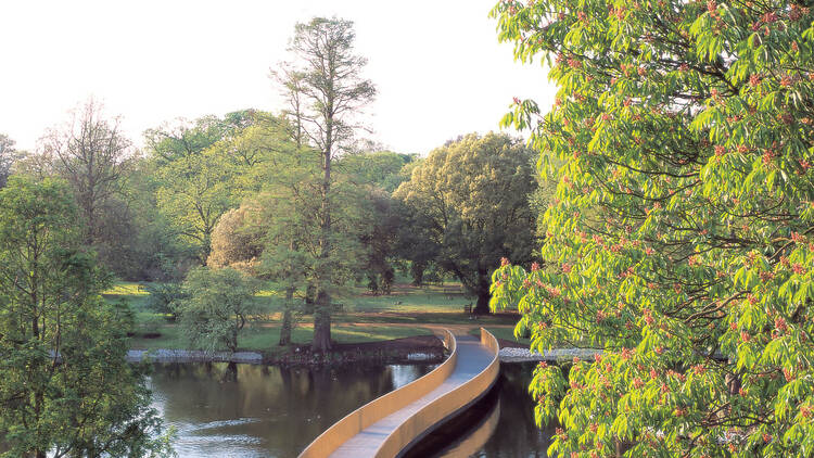 Sackler Crossing-Royal  Botanic Gardens,Kew. Photo Richard .jpg