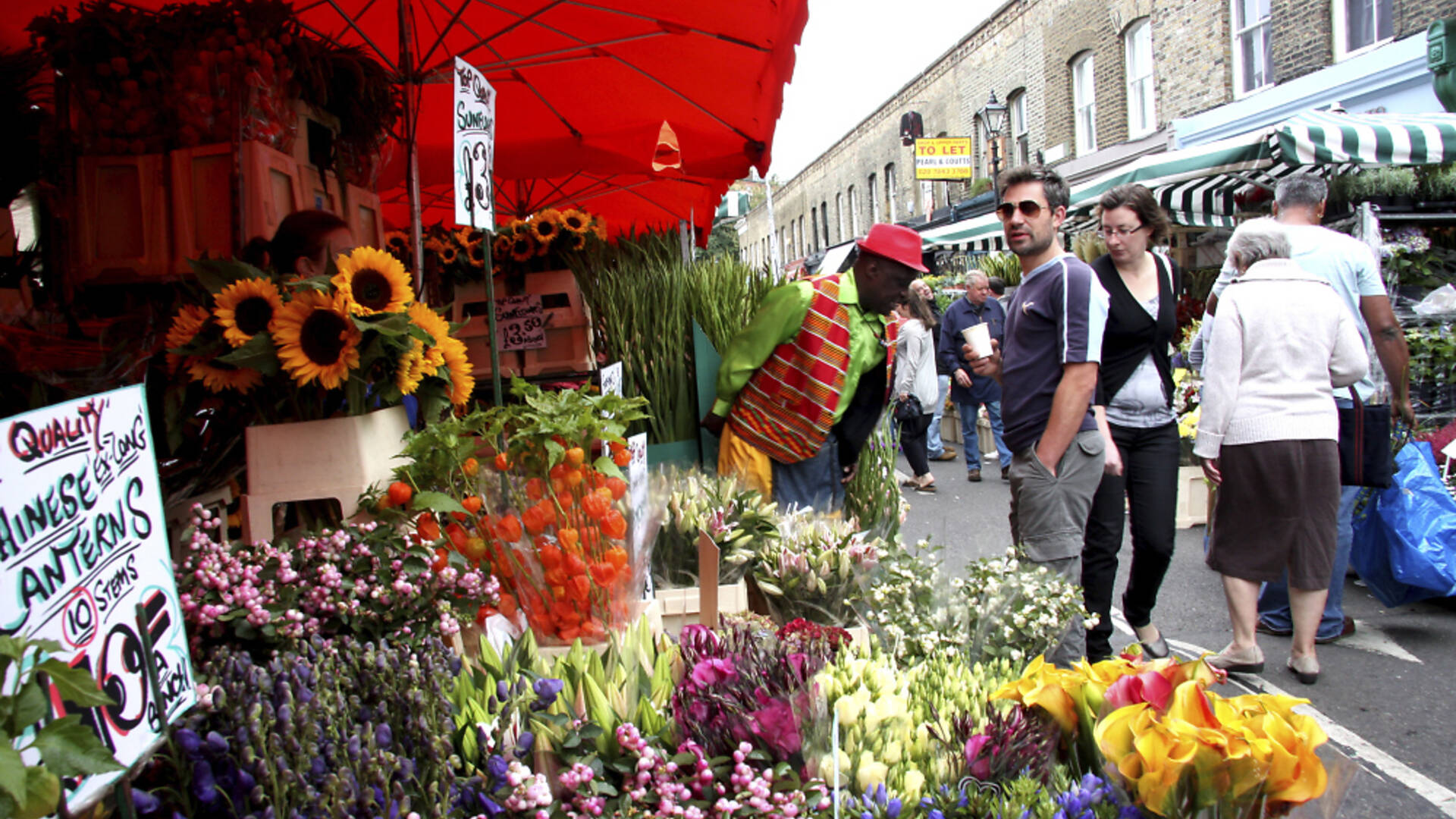 Columbia Road Flower Market: A Londoners guide to beating the queue and
