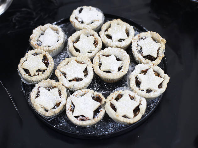 AT_ChristmasRealFoodMarket_Press2010.jpg AT_ChristmasRealFoodMarket_Press2010.jpg