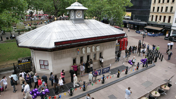 Tkts booth, Leicester Square