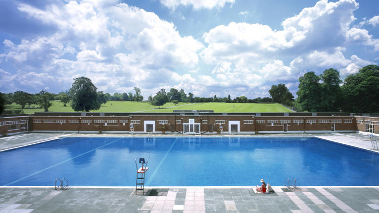 Take the plunge at Brockwell Lido