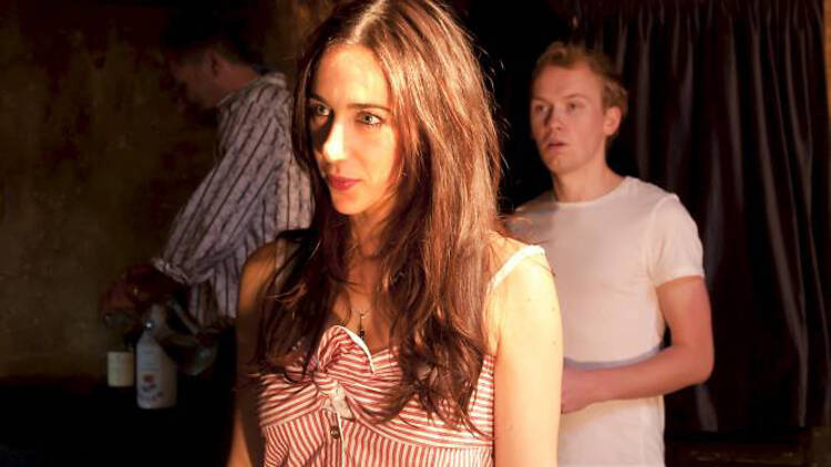 THEATRE_FourDogAndABone_CREDIT_ElisaGutierrez_press2011.jpg