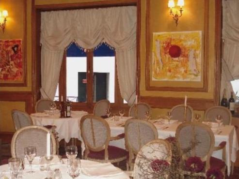 La Famiglia | 2 Rue Waldeck Rousseau 75017 | Restaurants and cafés ...