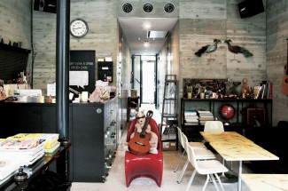 Kangaroo Hotel, Nihonzutsumi, Taito
